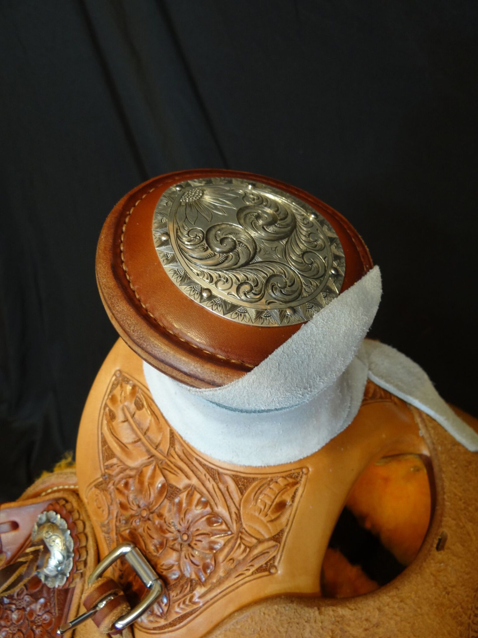 Horn Tooling Frecker's Saddlery